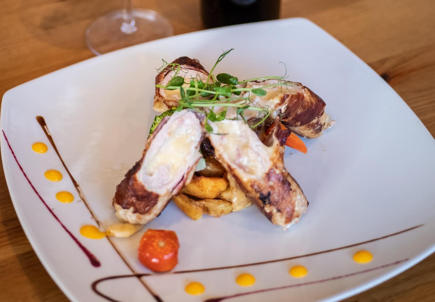 Gourmet Cocktail Bar & Grill Sliema Restaurant in Sliema Book a Table Bookia Book a